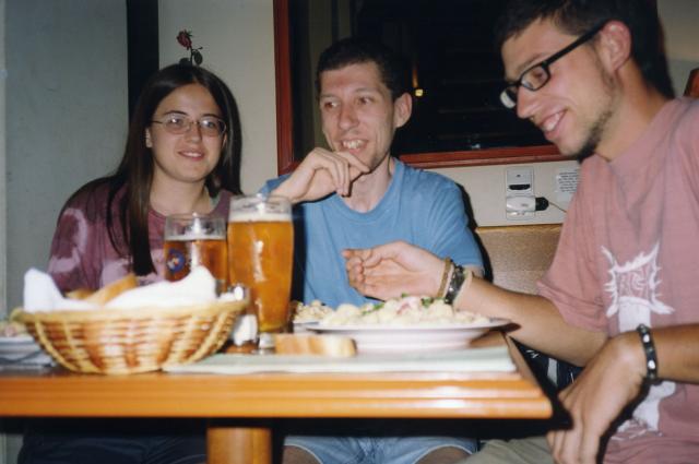 Esther, Iñaki & Crusty
